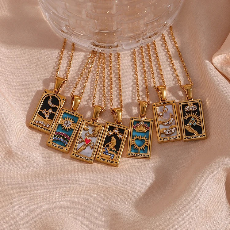 Tarot Necklace (The Wheel)