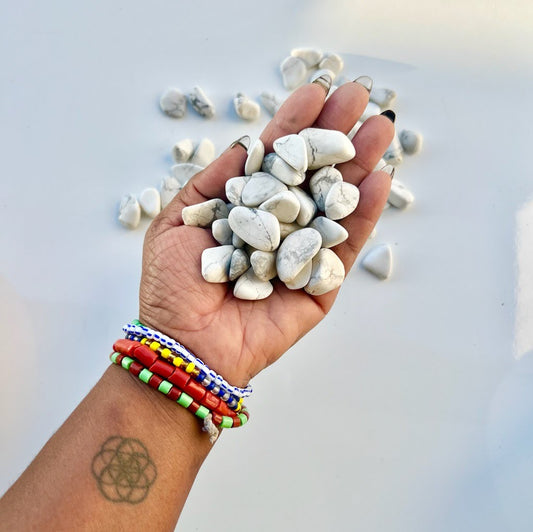 HOWLITE