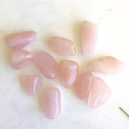 POCKET ROSE QUARTZ